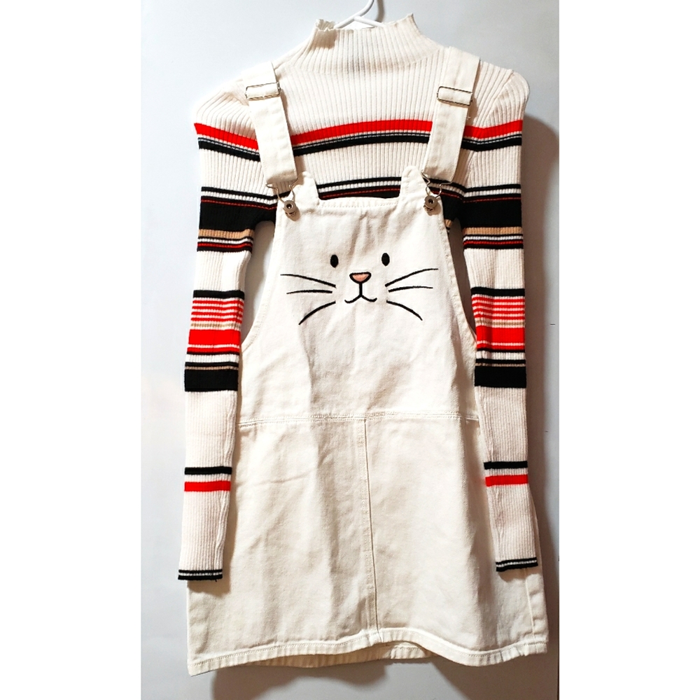 Forever 21 | White Jumper Skirt w/ Striped Pattern Long-Sleeve Crop Top